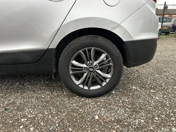 Used Hyundai Ix35 2015 for sale - 76294925: Photo 2