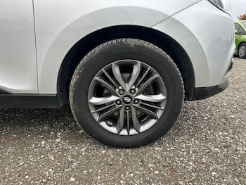 Used Hyundai Ix35 2015 for sale - 76294925: Photo 4