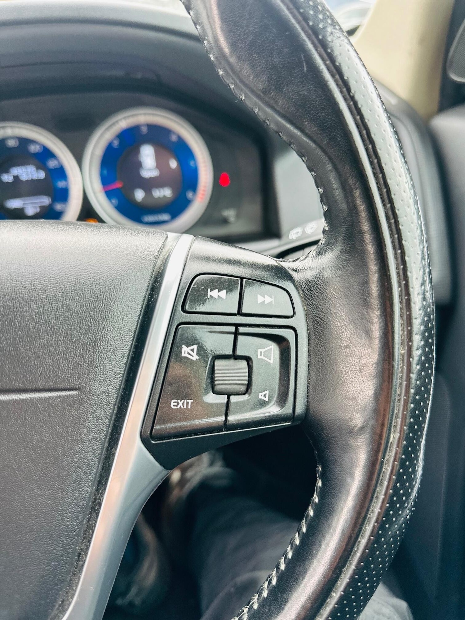 Used Volvo XC60 for sale - 77824564: Photo 15