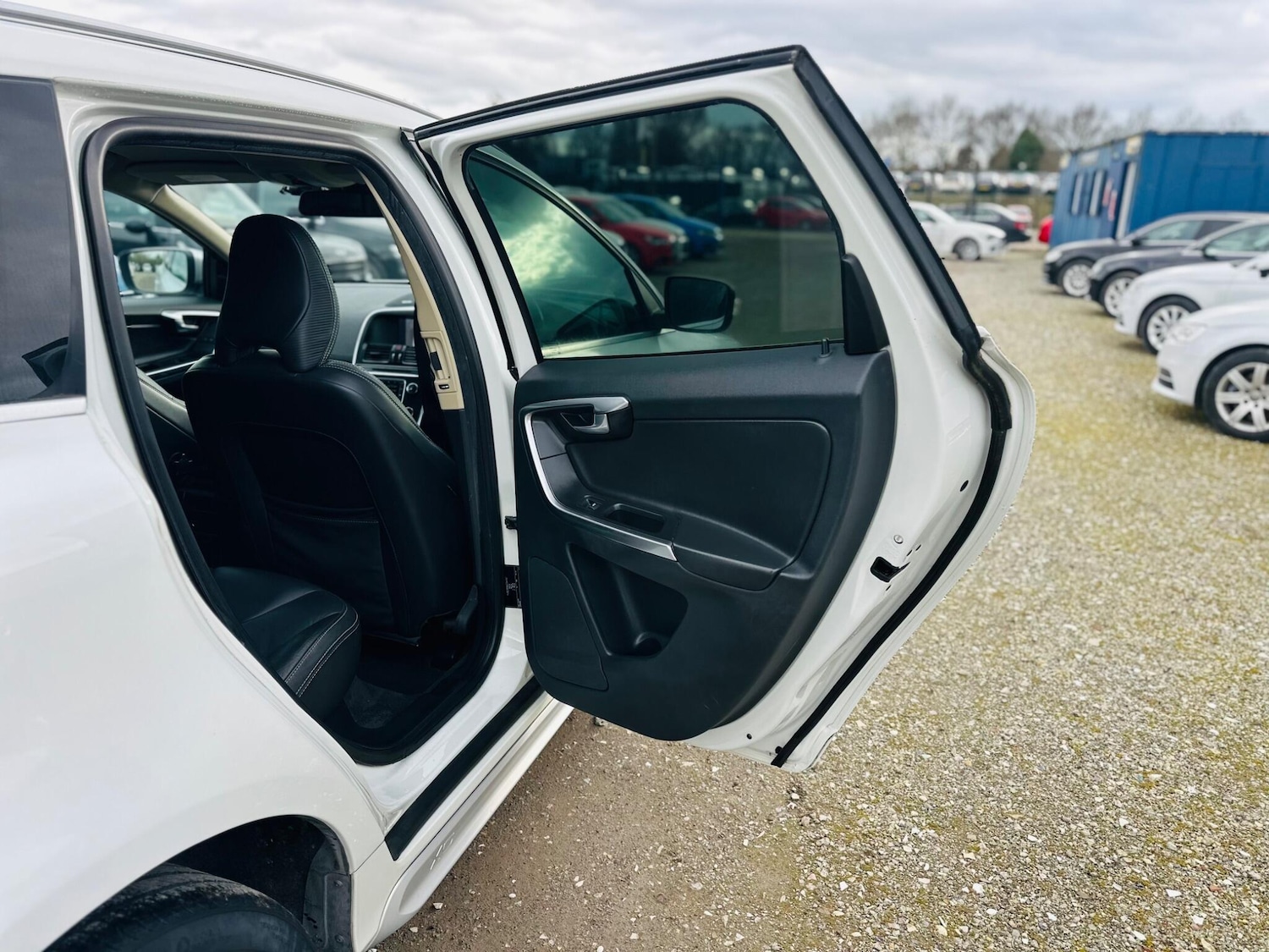 Used Volvo XC60 for sale - 77824564: Photo 29