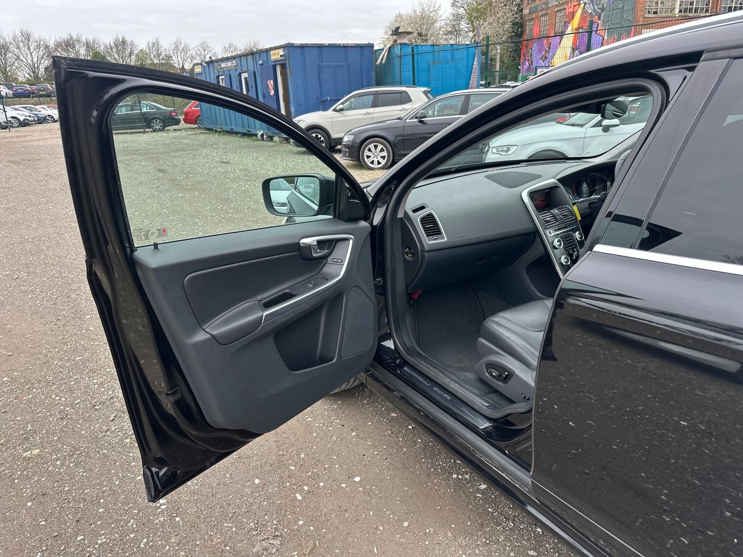 Used Volvo XC60 for sale - 78185601: Photo 20