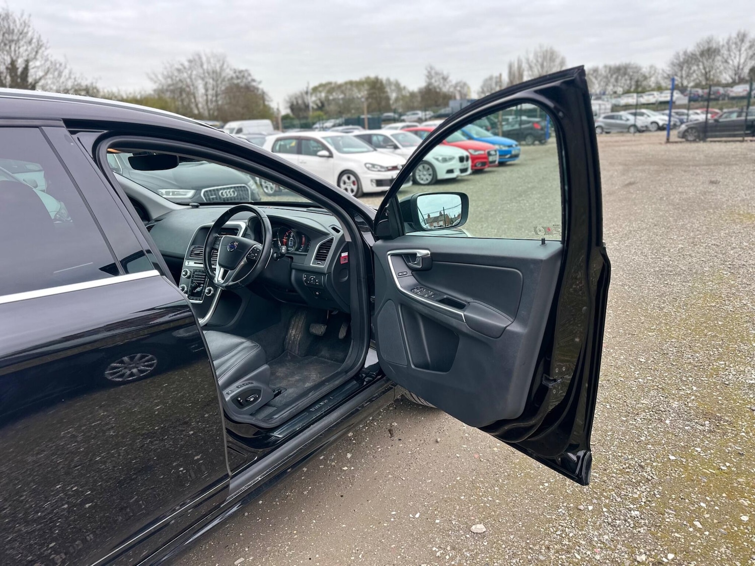 Used Volvo XC60 for sale - 78185601: Photo 26