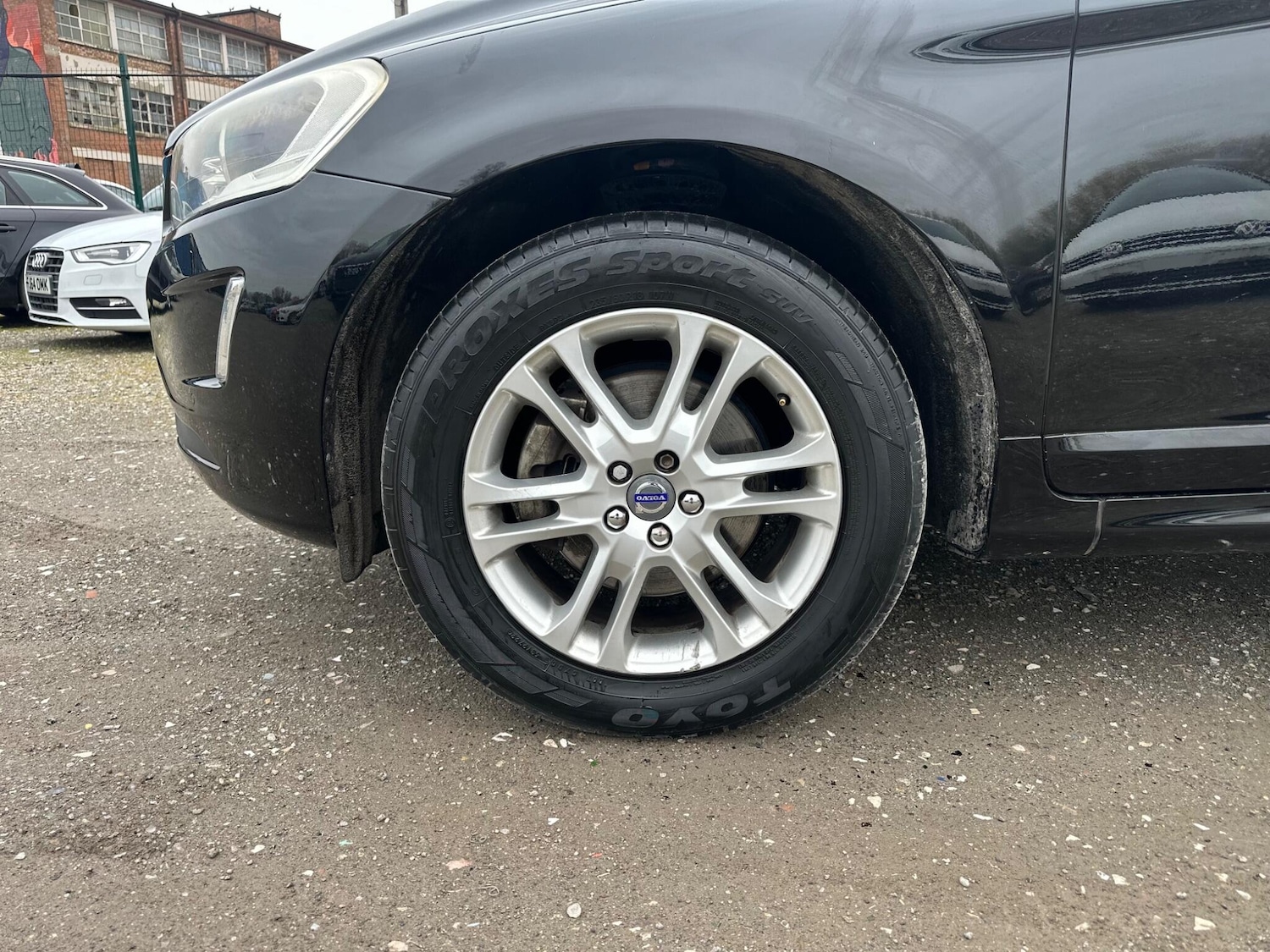 Used Volvo XC60 for sale - 78185601: Photo 30