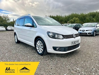 Used Volkswagen Touran 2012 for sale - 75949257: Photo