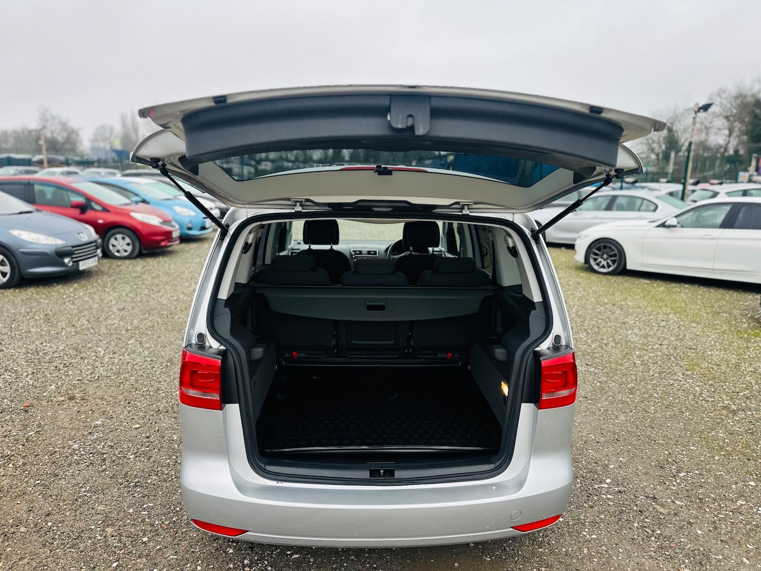 Used Volkswagen Touran 2025 for sale - 77060440: Photo 35