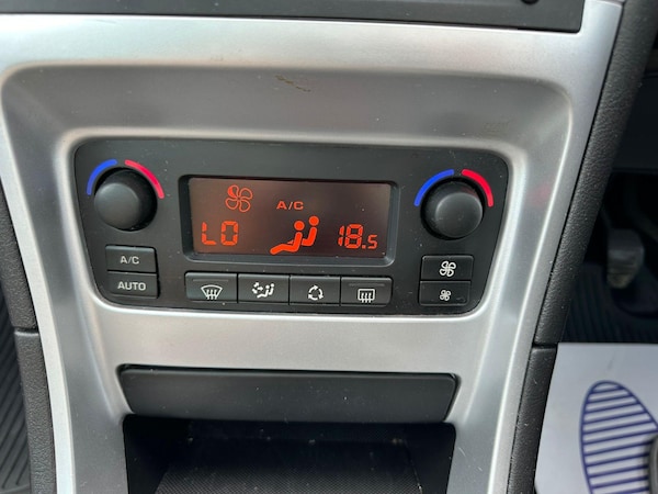 Used Peugeot 307 SW 2006 for sale - 74597629: Photo 28