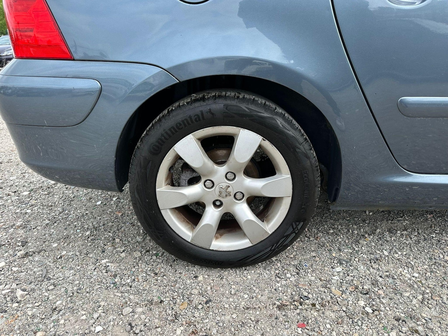 Vehicle 32