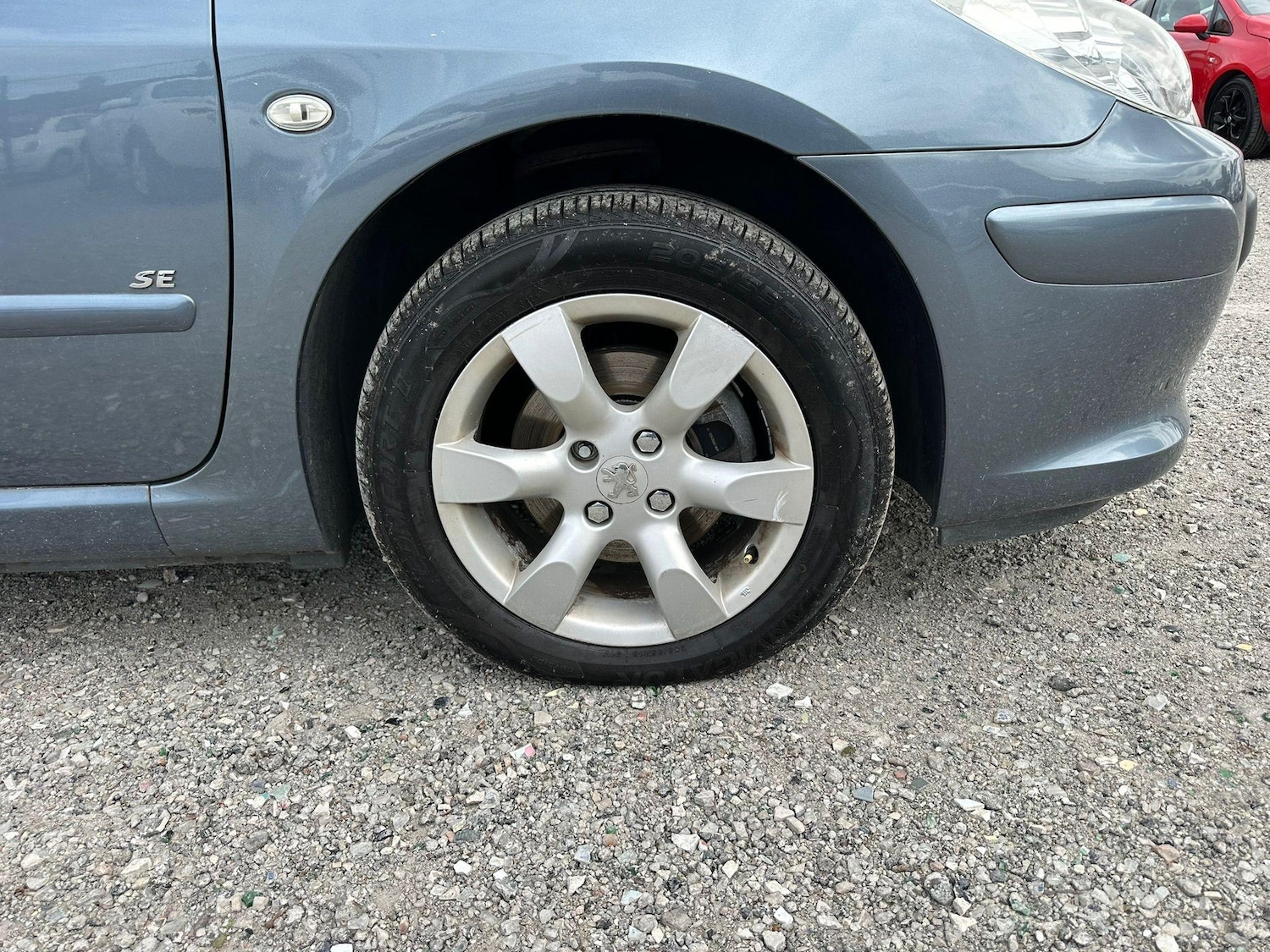 Vehicle 33