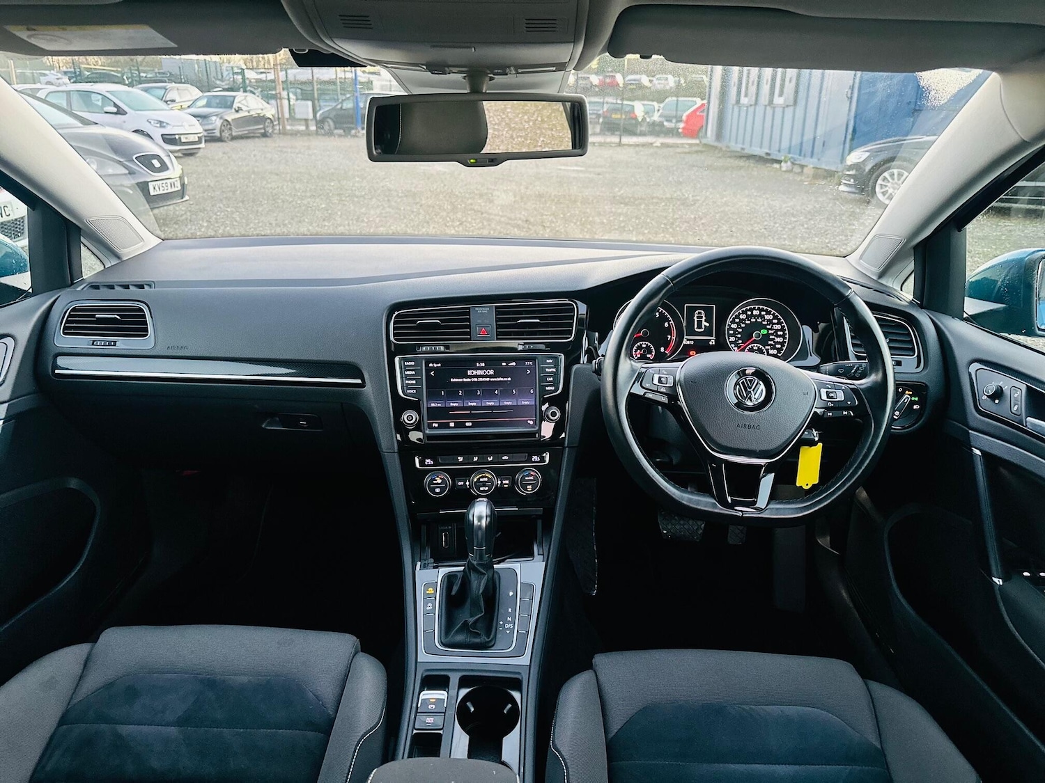 Used Volkswagen Golf 2025 for sale - 77015924: Photo 15