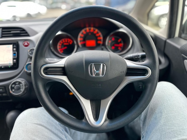 Used Honda Fit for sale - 76270169: Photo 28
