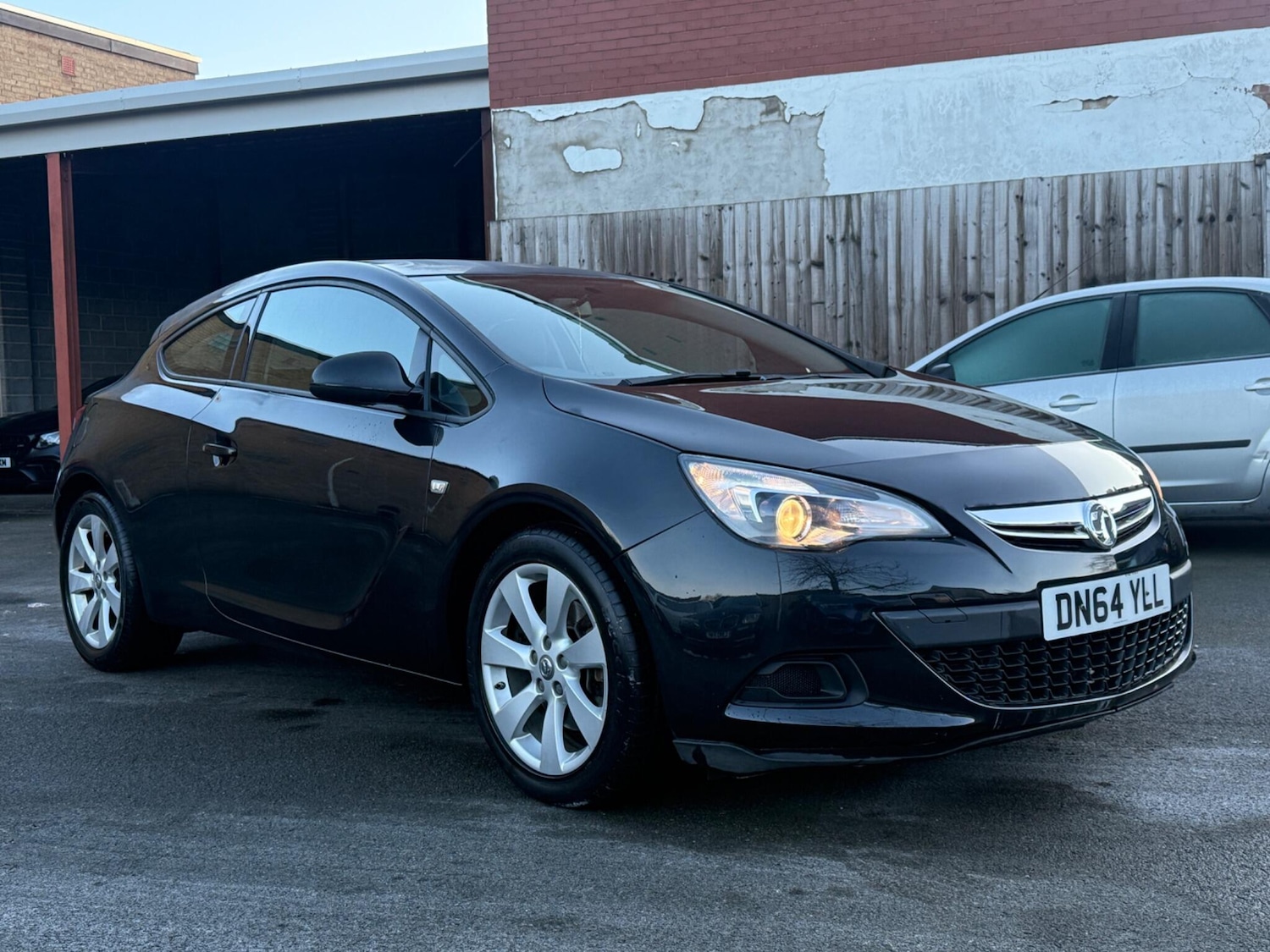 Used Vauxhall Astra GTC 2014 for sale - 77163607: Photo 3