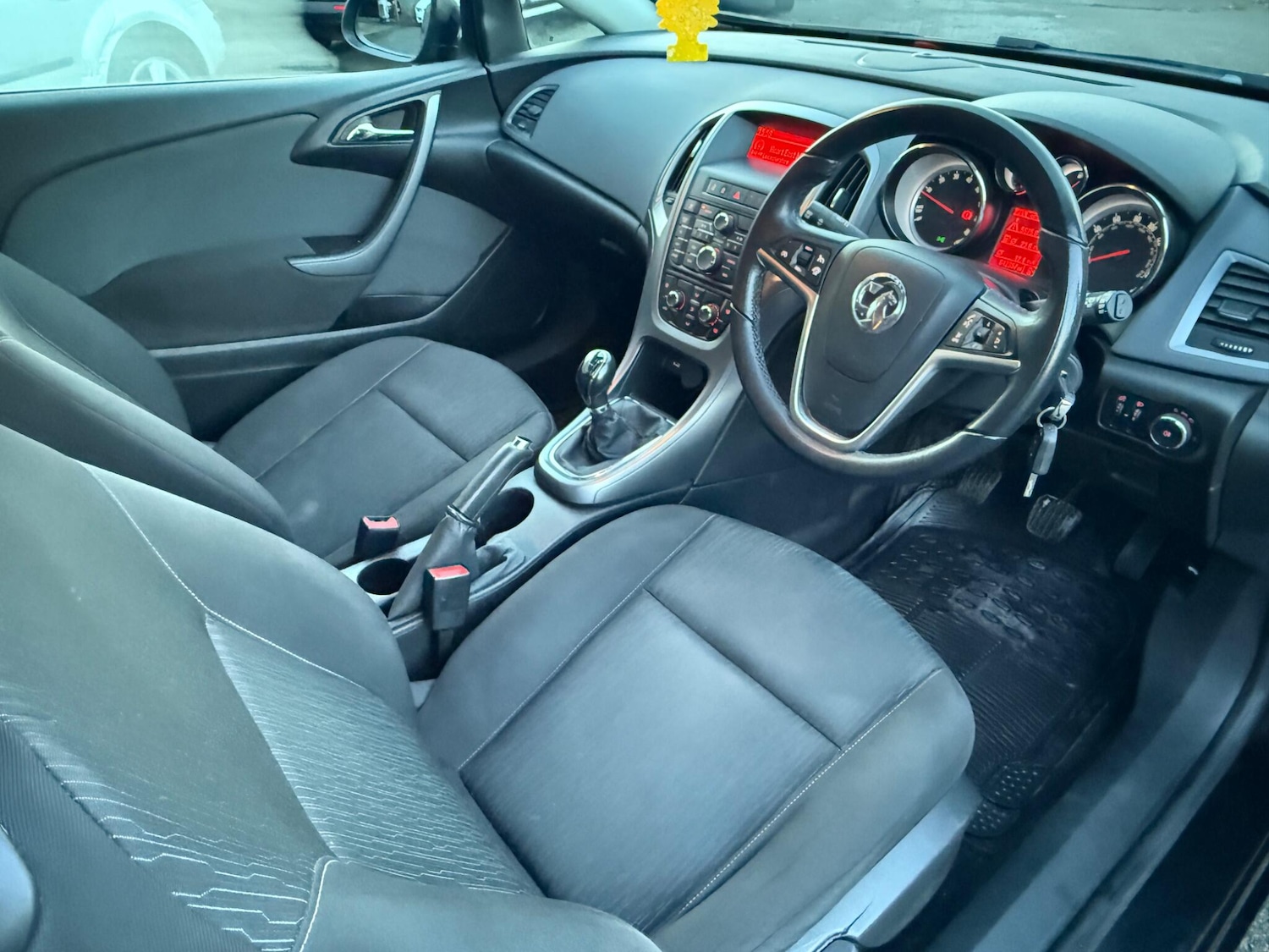 Used Vauxhall Astra GTC 2014 for sale - 77163607: Photo 9