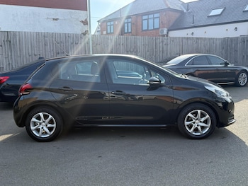 Used Peugeot 208 2016 for sale - 78946168: Photo
