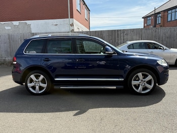 Used Volkswagen Touareg 2009 for sale - 79484775: Photo