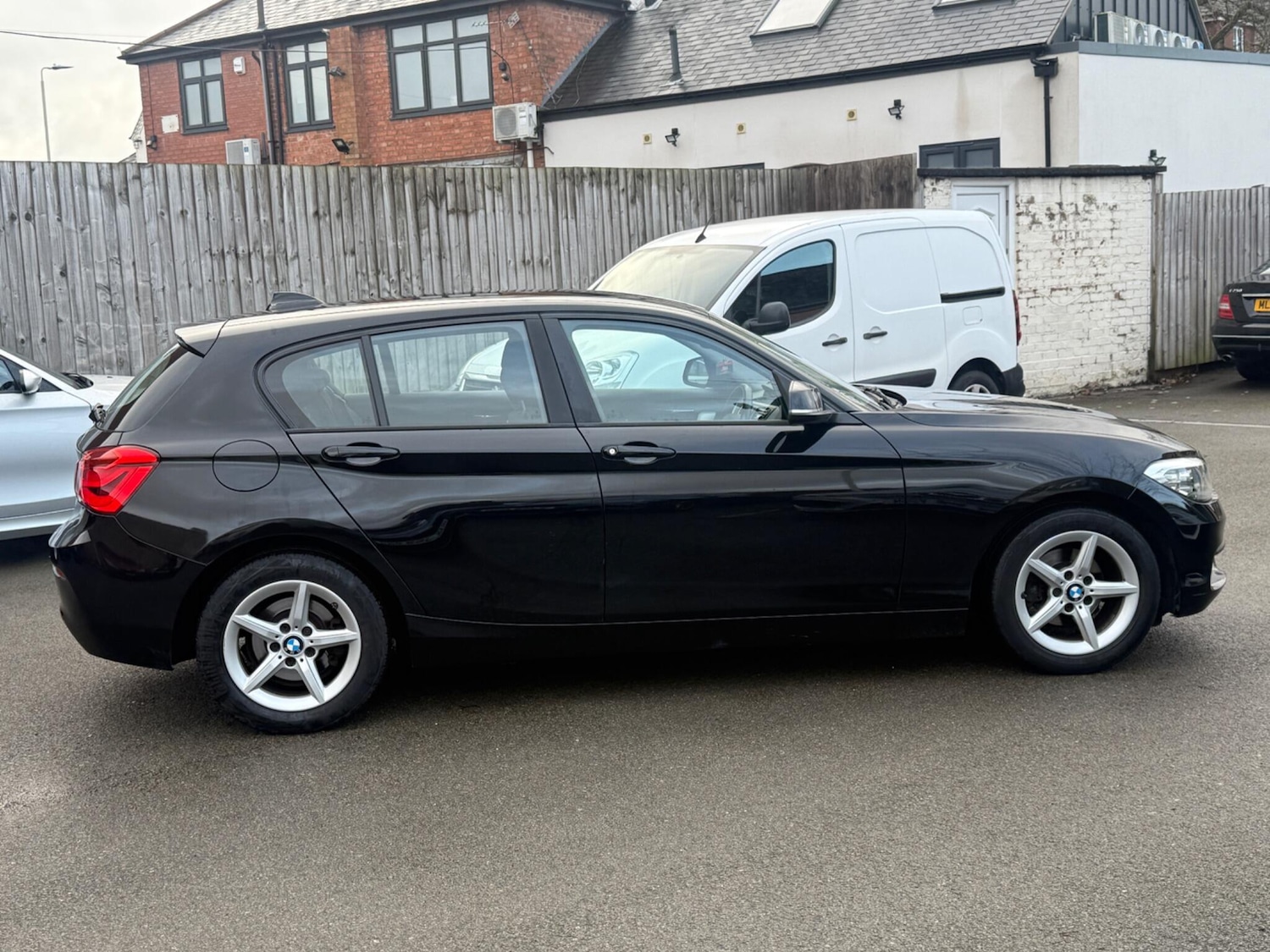 Used BMW 1 Series 2017 for sale - 77315268: Photo 3