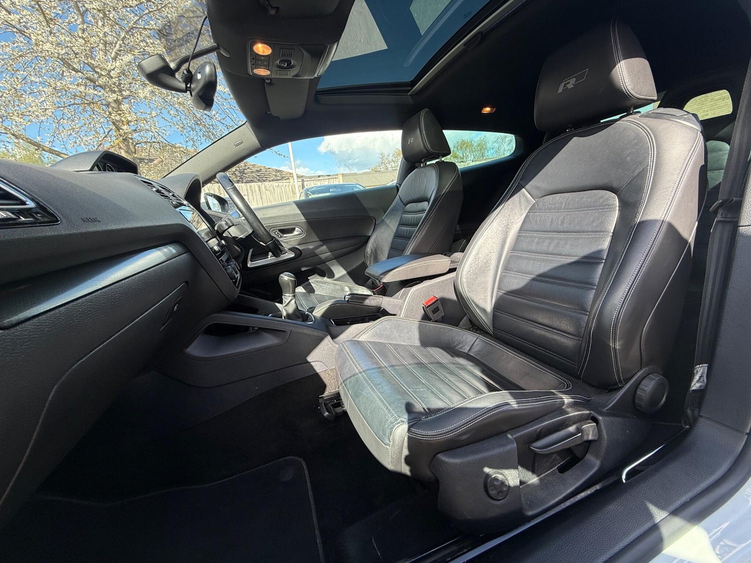 Used Volkswagen Scirocco for sale - 78214330: Photo 18