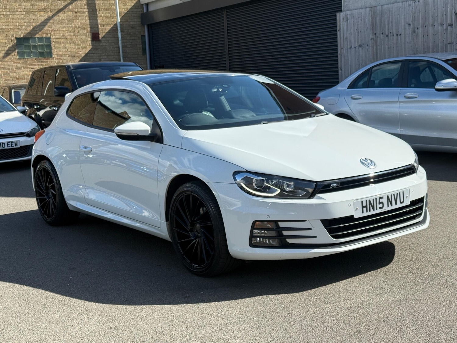 Used Volkswagen Scirocco for sale - 78214330: Photo 3