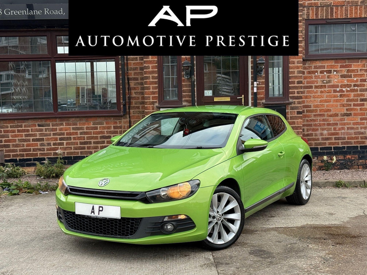 Used Volkswagen Scirocco 2011 for sale - 76084340: Photo 1