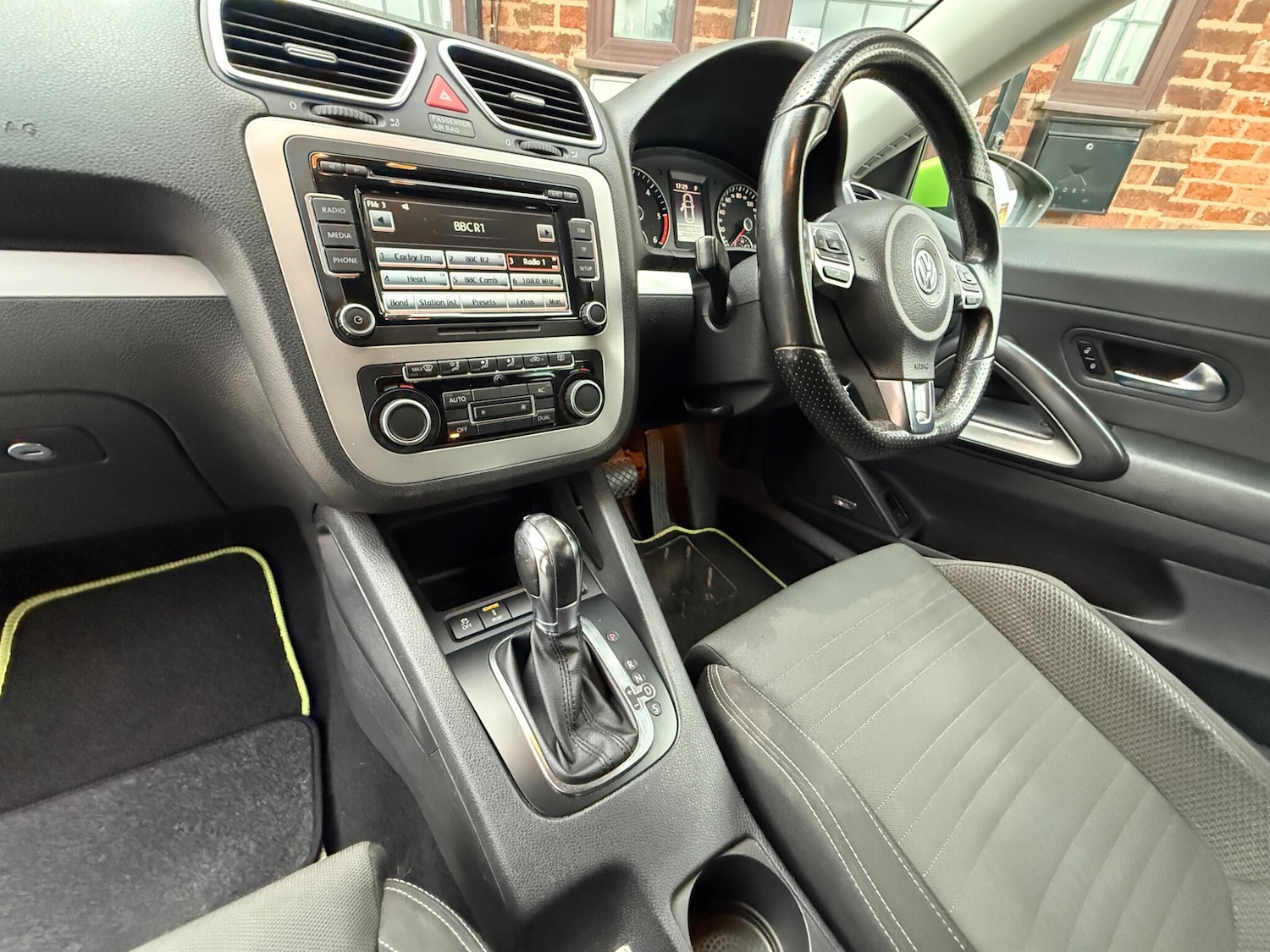 Used Volkswagen Scirocco 2011 for sale - 76084340: Photo 17