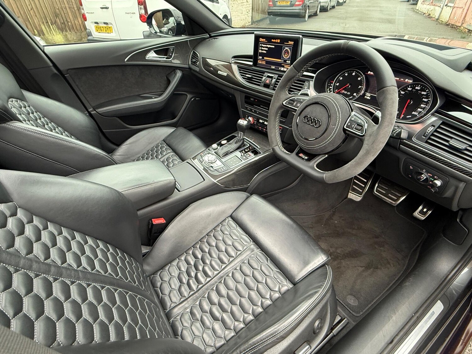 Used Audi RS6 2015 for sale - 78219971: Photo 15