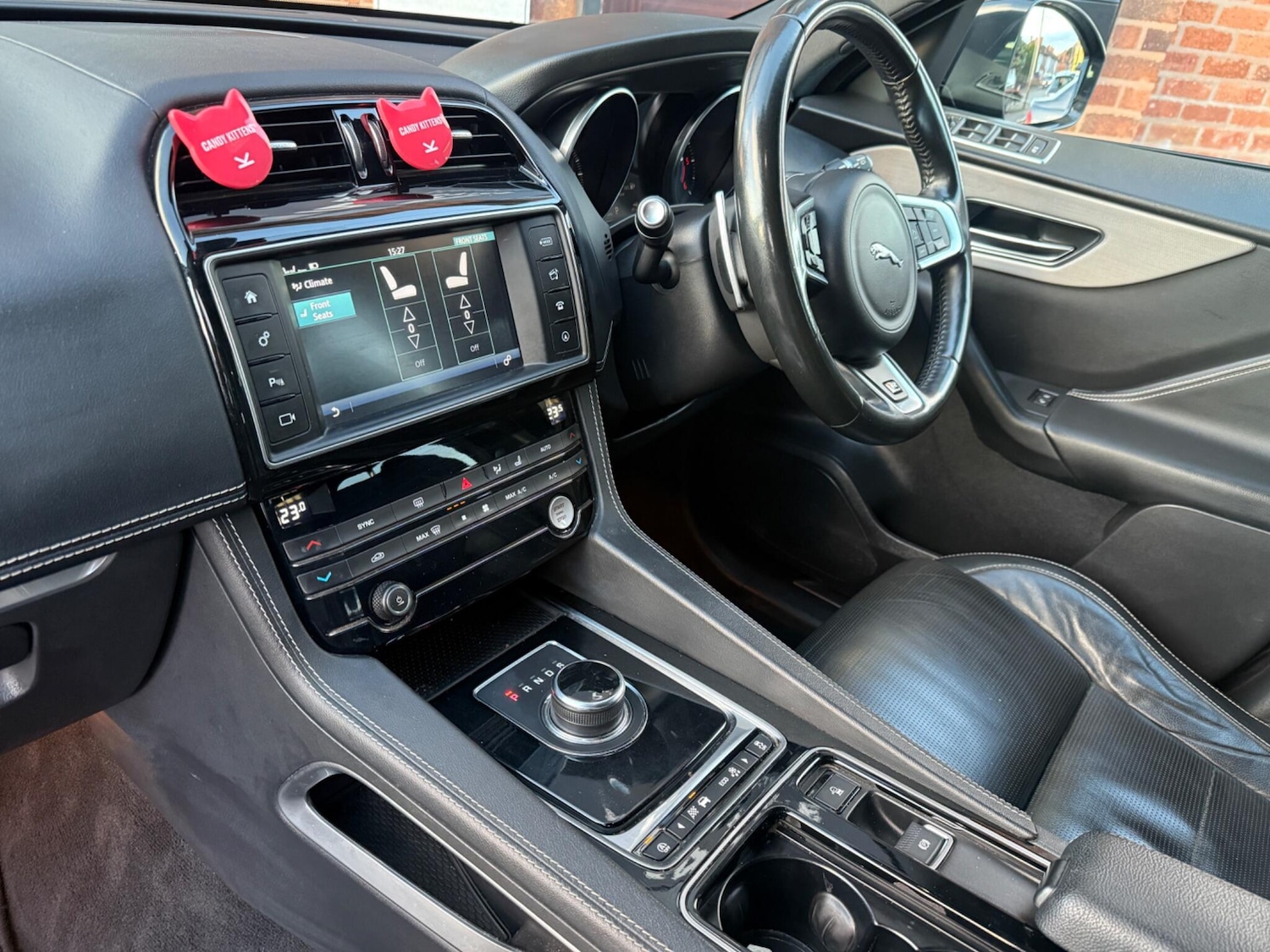 Used Jaguar F-Pace 2018 for sale - 76632812: Photo 20