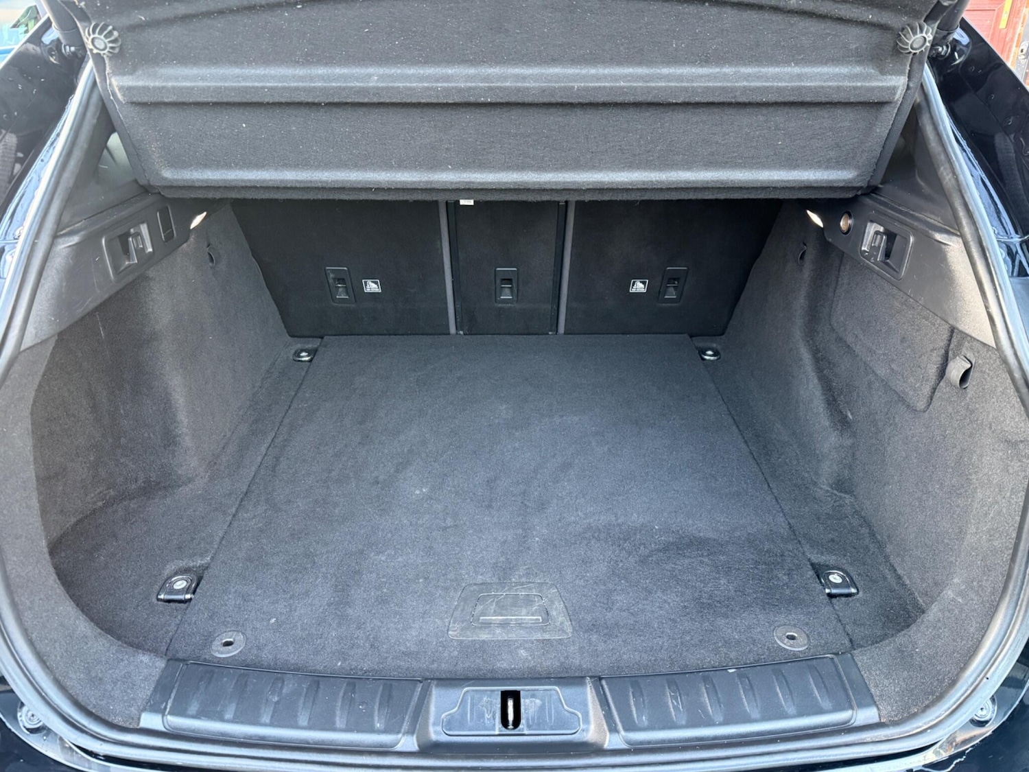 Used Jaguar F-Pace 2018 for sale - 76632812: Photo 23