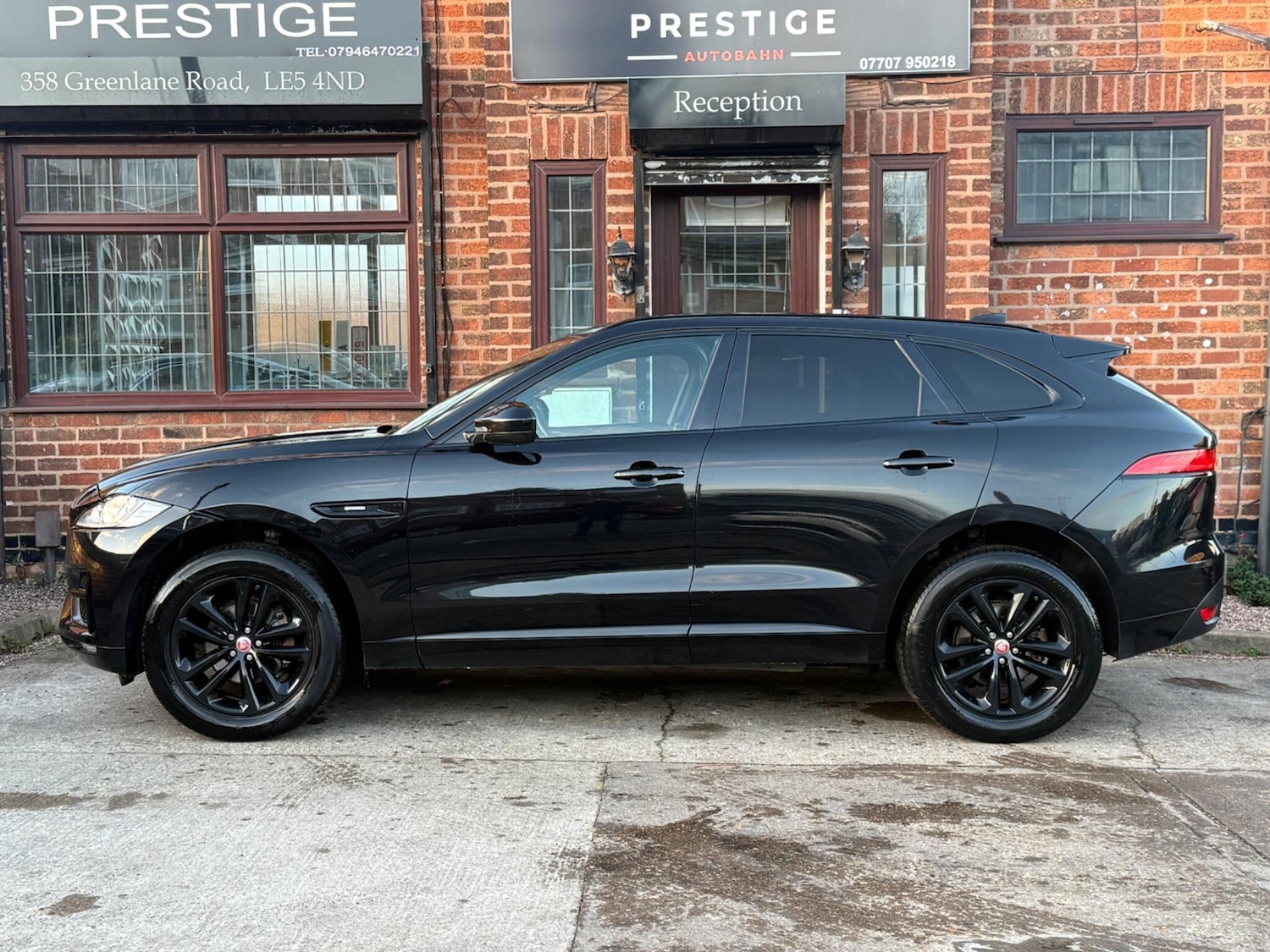 Used Jaguar F-Pace 2018 for sale - 76632812: Photo 5