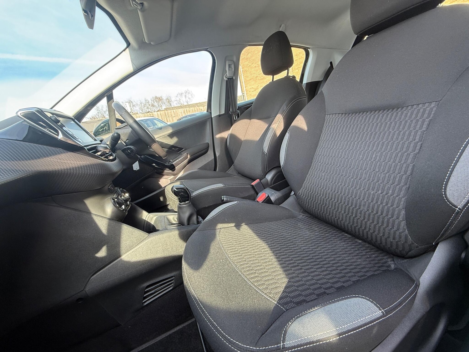 Used Peugeot 208 for sale - 77957280: Photo 14