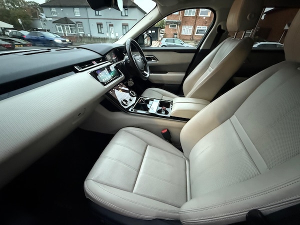 Used Land Rover Range Rover Velar 2017 for sale - 76270269: Photo 18