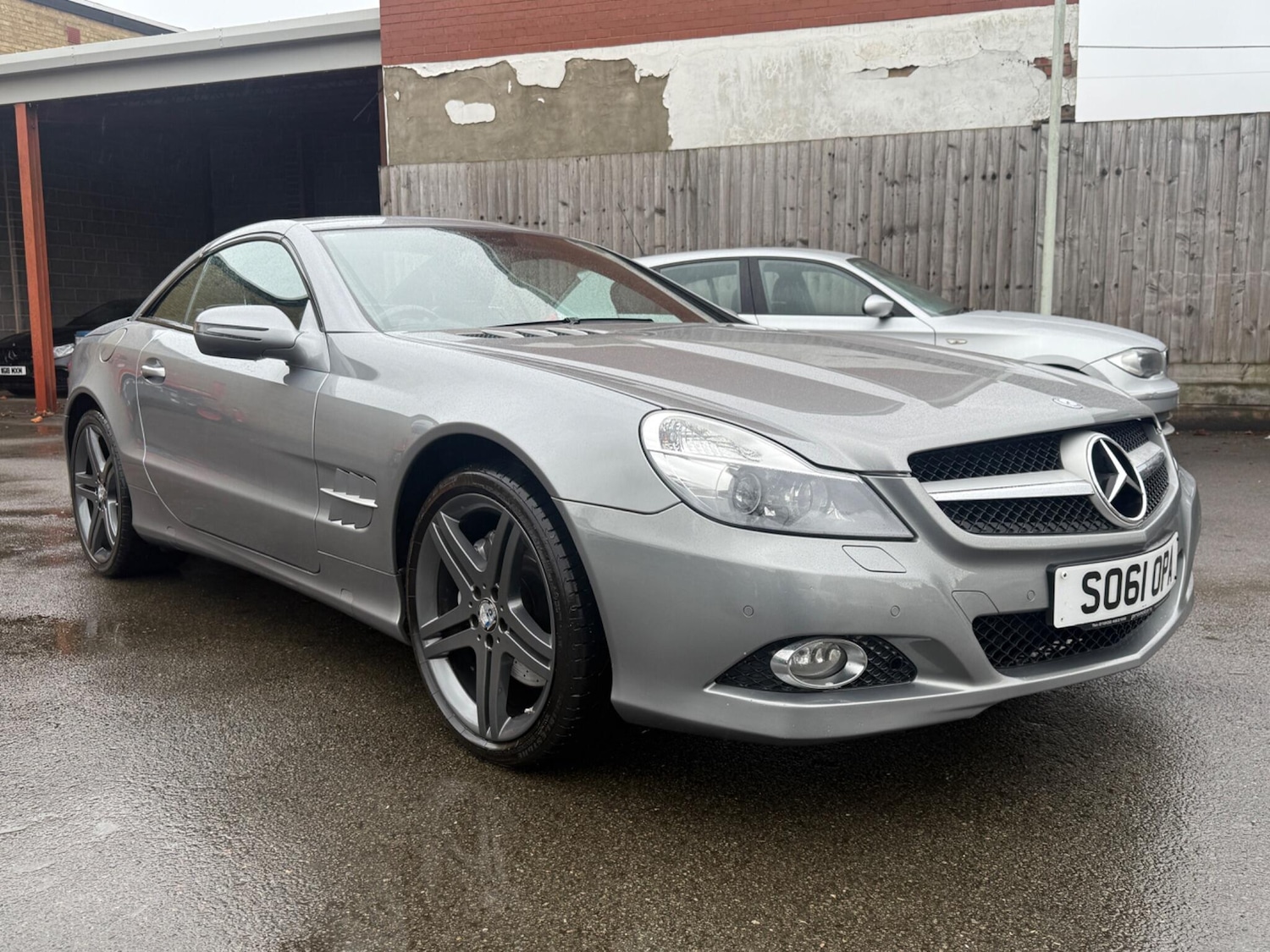 Used Mercedes-Benz SL 2012 for sale - 77190763: Photo 2