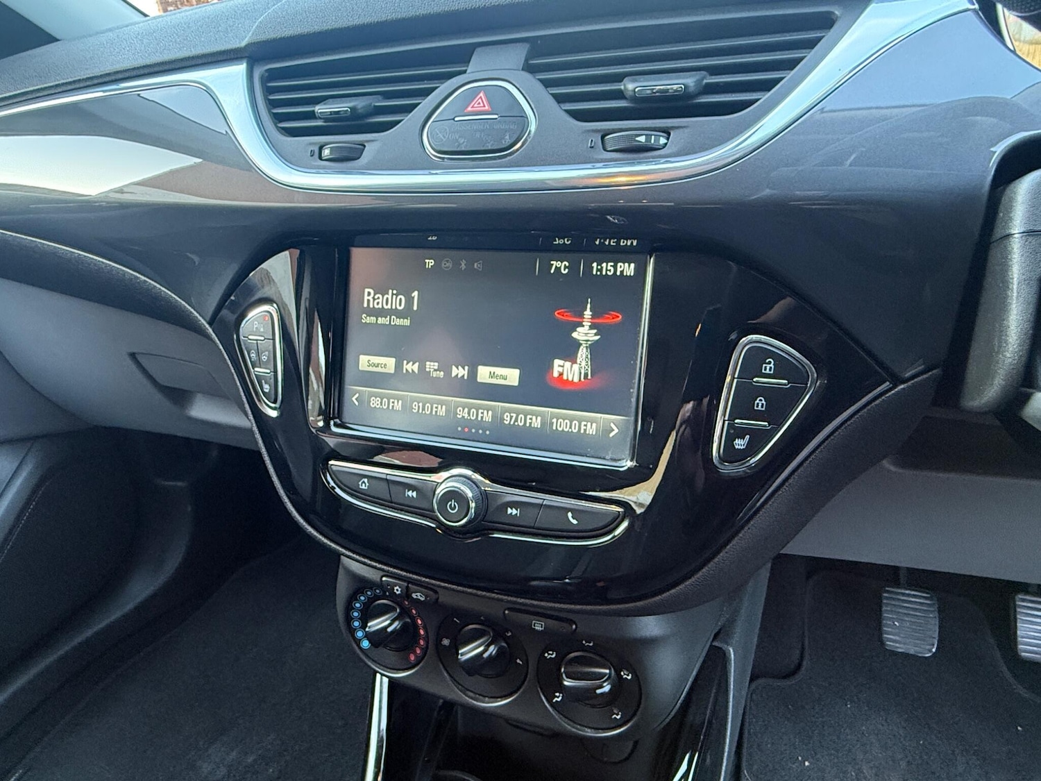 Used Vauxhall Corsa 2016 for sale - 77238569: Photo 12