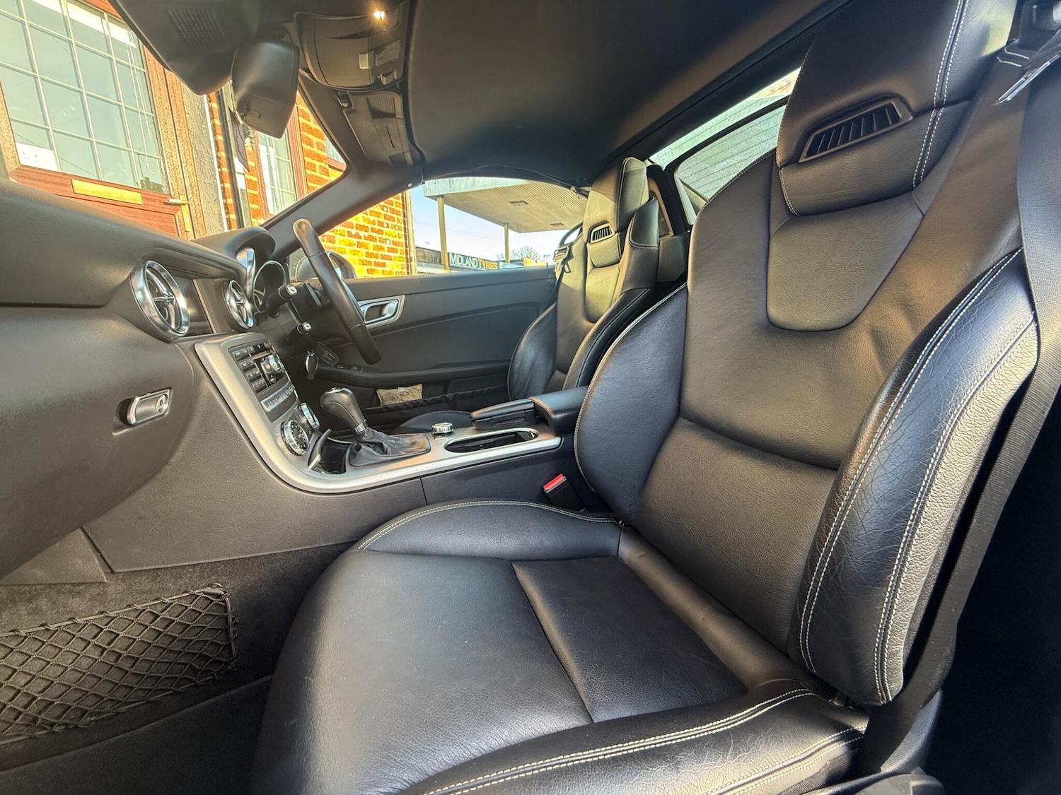 Used Mercedes-Benz SLK 2012 for sale - 76898394: Photo 18