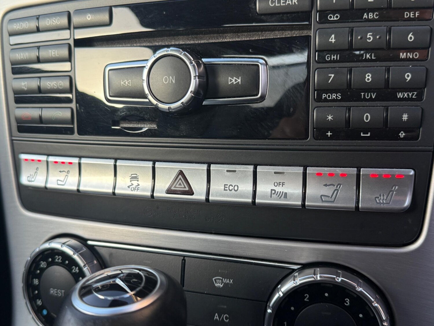 Used Mercedes-Benz SLK 2012 for sale - 76898394: Photo 23