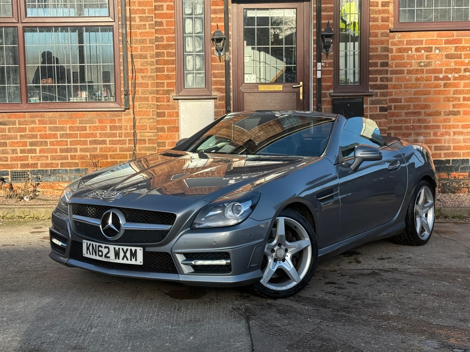 Used Mercedes-Benz SLK 2012 for sale - 76898394: Photo 3