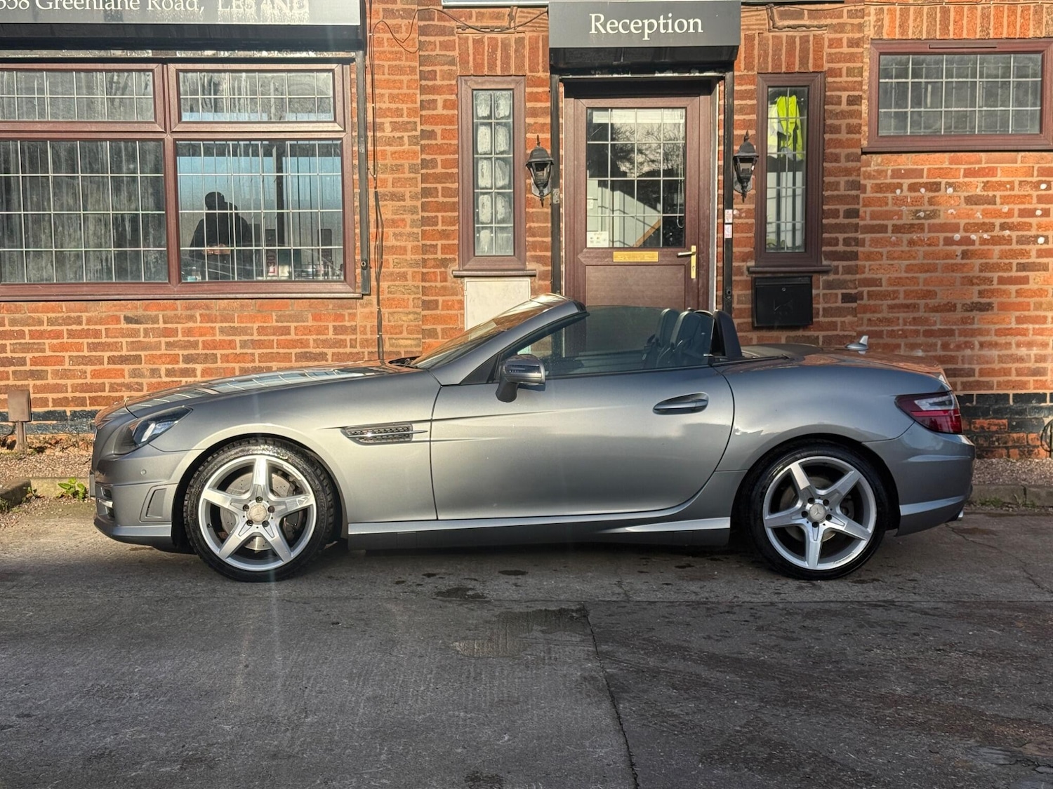 Used Mercedes-Benz SLK 2012 for sale - 76898394: Photo 5