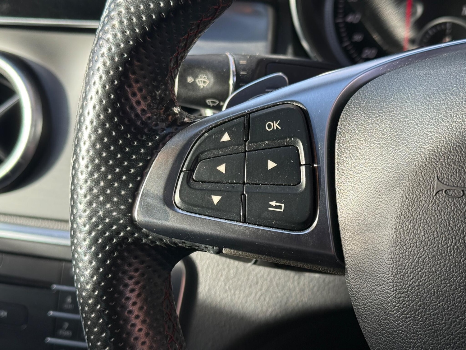 Used Mercedes-Benz CLA 2018 for sale - 76975934: Photo 14