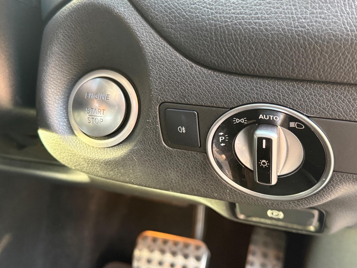 Used Mercedes-Benz CLA 2018 for sale - 76975934: Photo 15