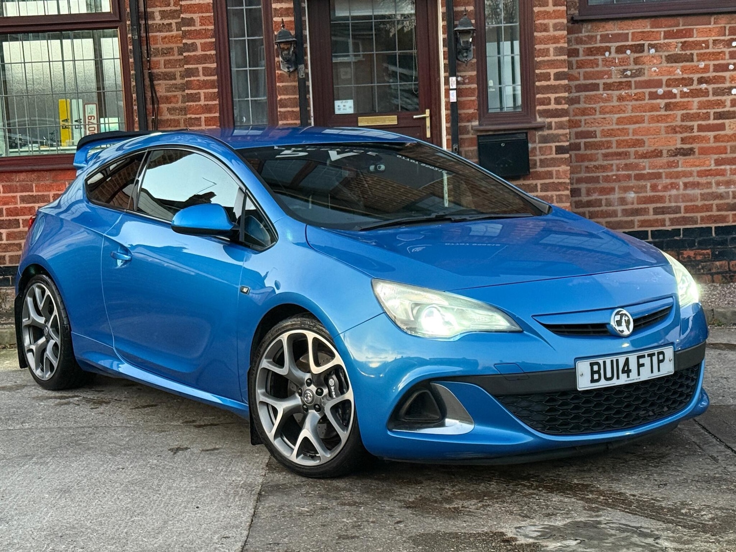 Used Vauxhall Astra GTC 2014 for sale - 76633501: Photo 2
