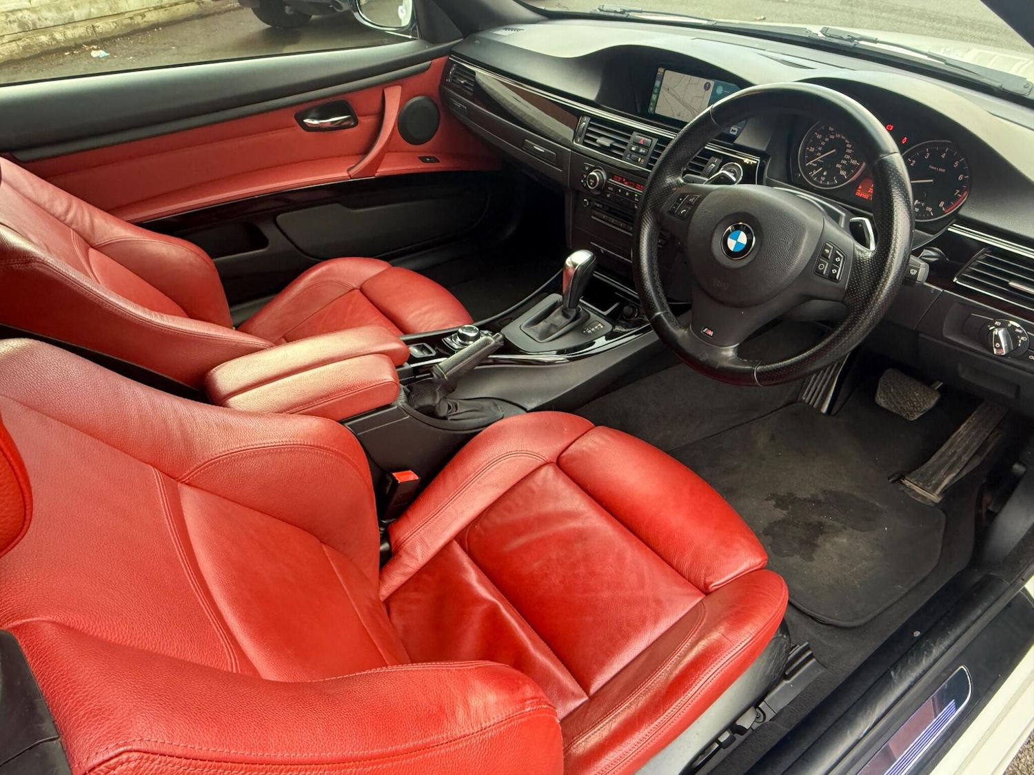 Used BMW 3 Series 2011 for sale - 77131197: Photo 12