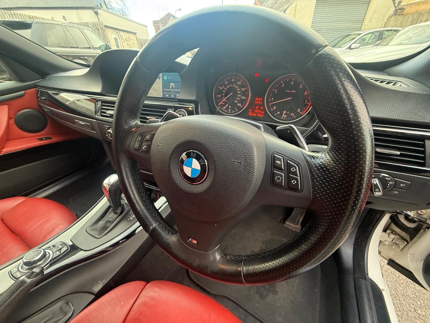 Used BMW 3 Series 2011 for sale - 77131197: Photo 17