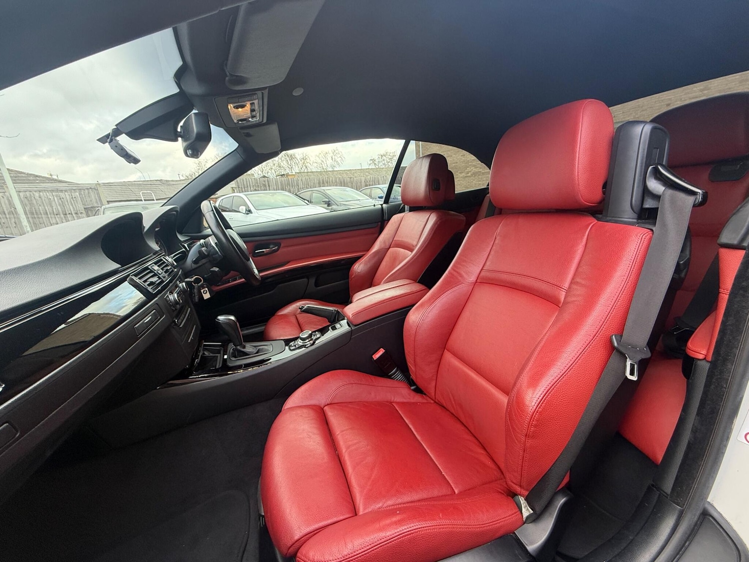 Used BMW 3 Series 2011 for sale - 77131197: Photo 24