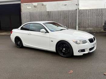 Used BMW 3 Series 2011 for sale - 77131197: Photo