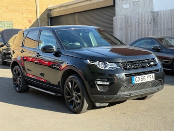 Used Land Rover Discovery Sport 2016 for sale - 79484834: Photo