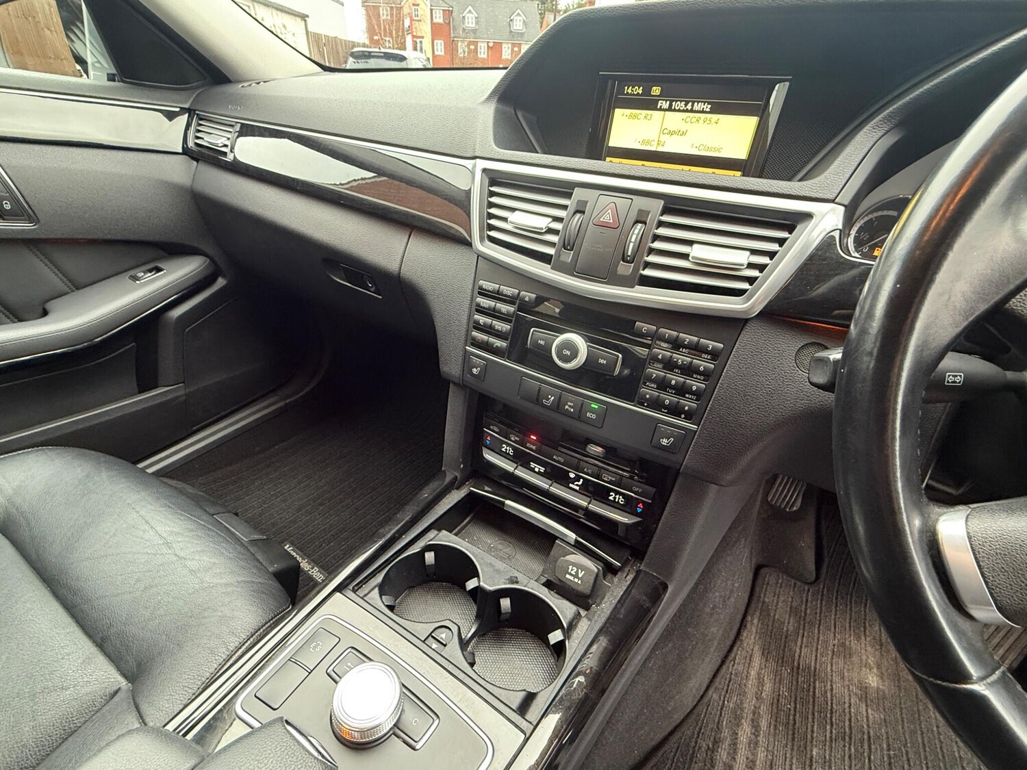 Used Mercedes-Benz E Class 2011 for sale - 77479554: Photo 19