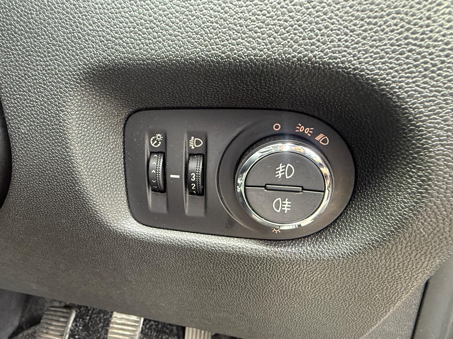 Used Vauxhall Corsa for sale - 78136350: Photo 18