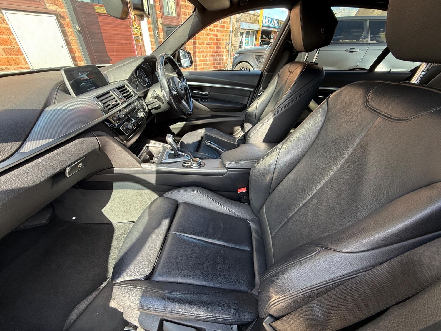 Used BMW 3 Series 2018 for sale - 76041856: Photo 18