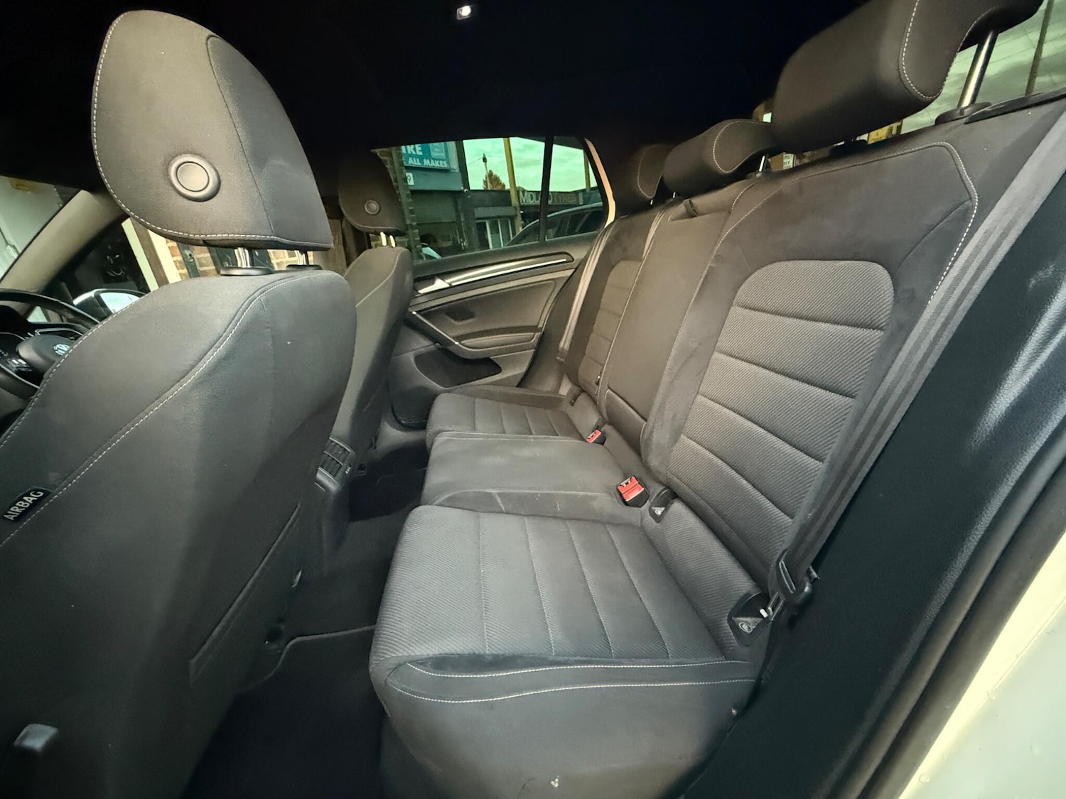 Used Volkswagen Golf 2019 for sale - 76633506: Photo 20