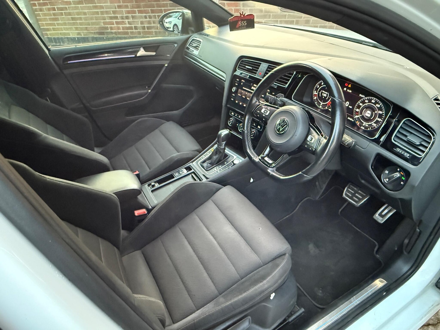 Used Volkswagen Golf 2019 for sale - 76633506: Photo 9