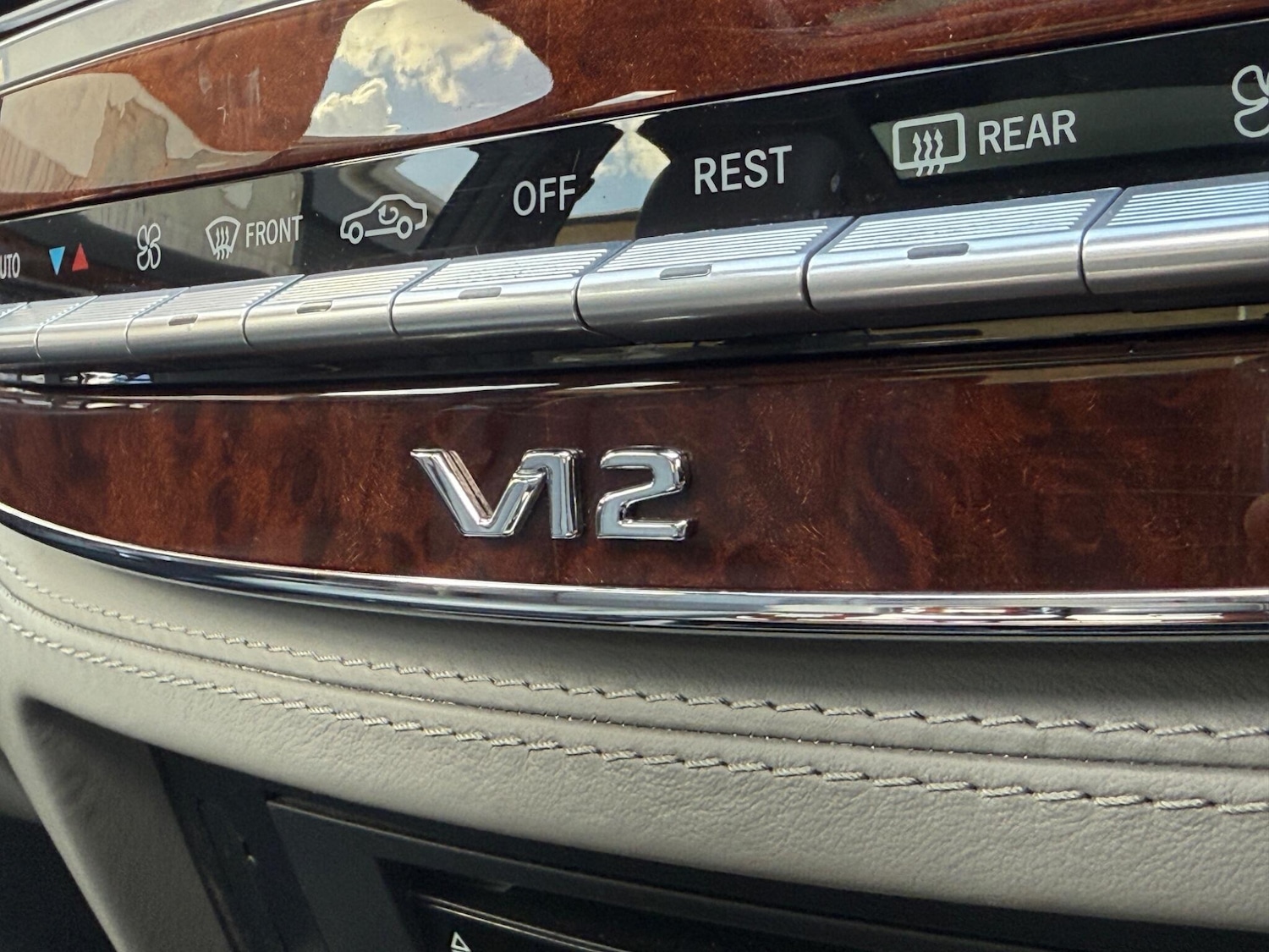 Used Mercedes-Benz S Class 2006 for sale - 77925727: Photo 17