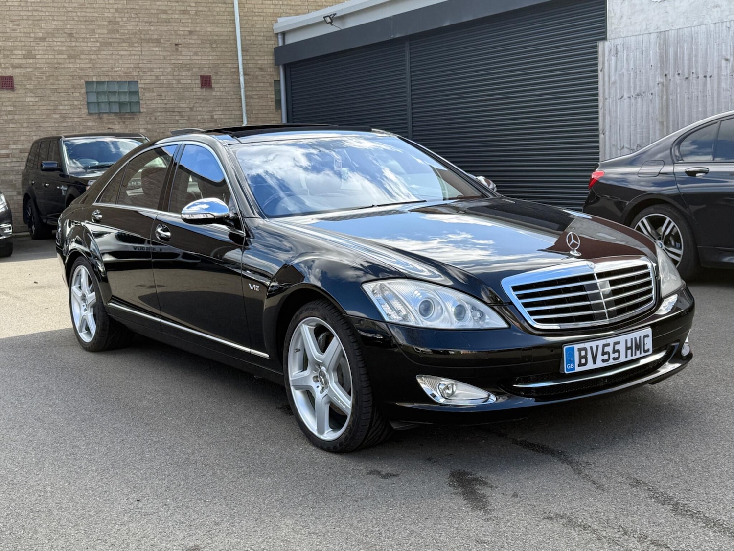 Used Mercedes-Benz S Class 2006 for sale - 77925727: Photo 2